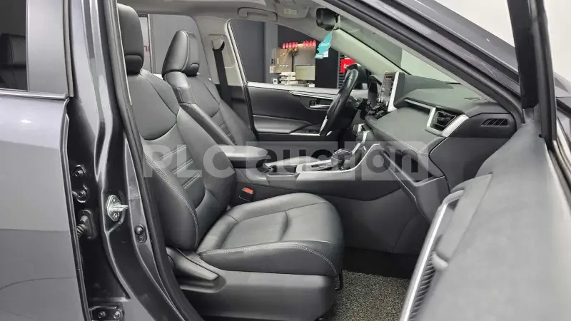 Toyota Rav4 ЦЕНА ДО БЪЛГАРИЯ !!!, снимка 11 - Автомобили и джипове - 55432068