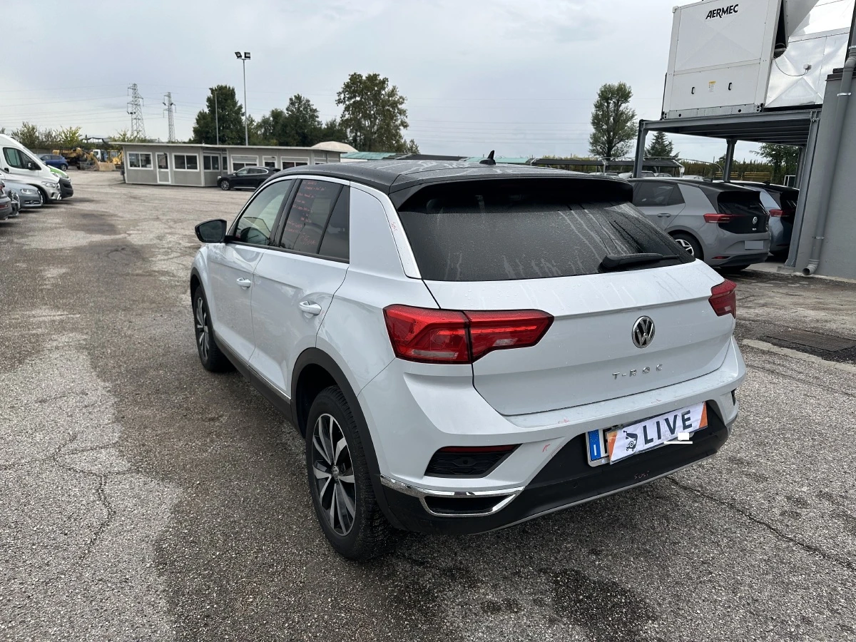 VW T-Roc 1.6 TDI Style - изображение 4