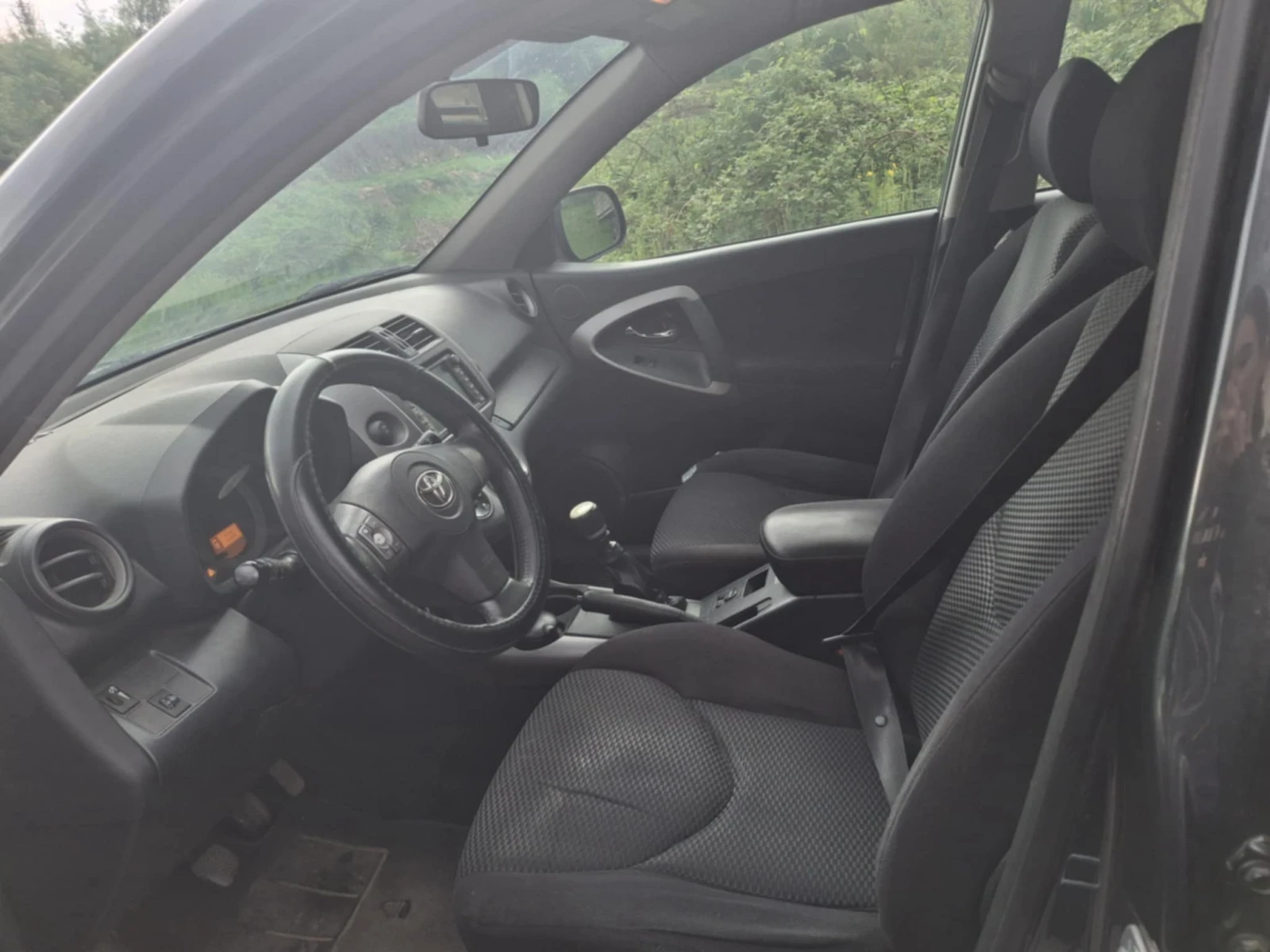Toyota Rav4 2.2 D4D - изображение 8