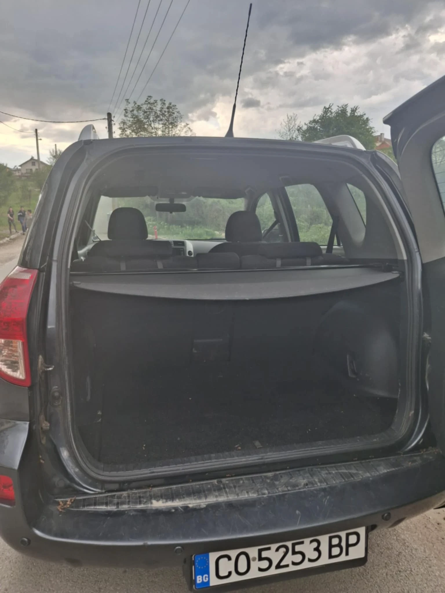 Toyota Rav4 2.2 D4D - изображение 6