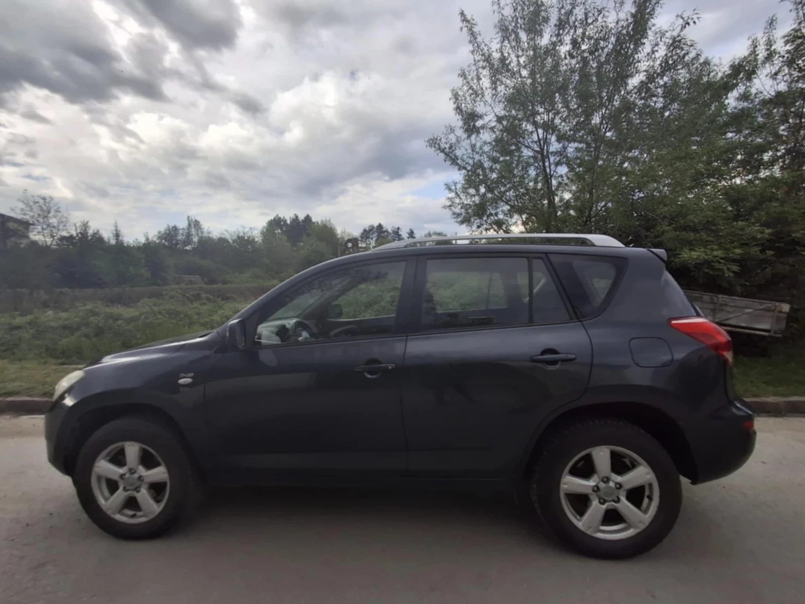 Toyota Rav4 2.2 D4D - изображение 3