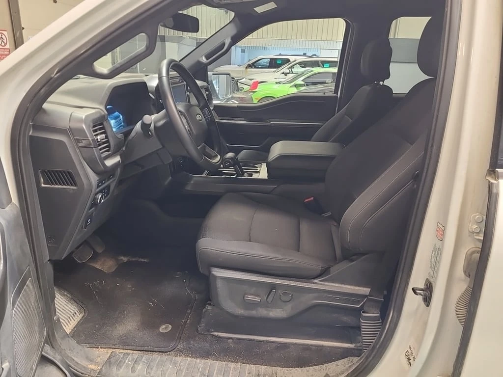 Ford F150 * XLT CREW CAB SHORT BED * CARFAX * БЕЗ ПЪРВОНАЧАЛ - изображение 5