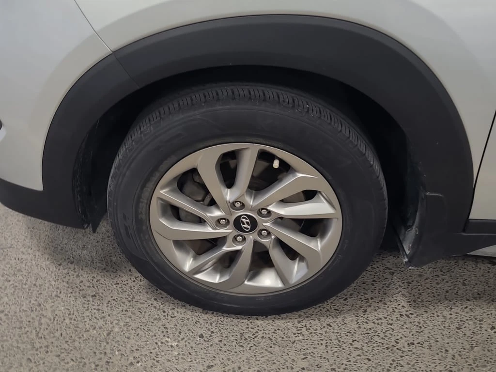 Hyundai Tucson * SE * CARFAX *    | Mobile.bg   6