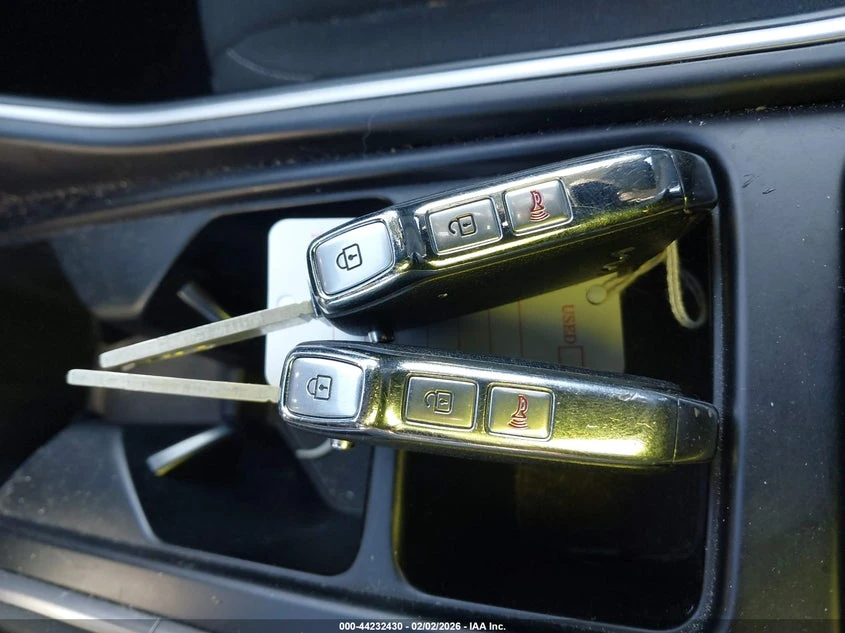 Kia Sorento 2.5L I-4 DI, DOHC, VVT, 191HP All Wheel Drive, снимка 11 - Автомобили и джипове - 53803063