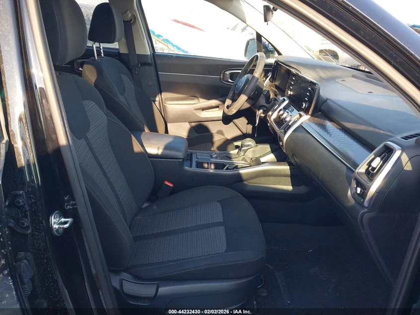 Kia Sorento 2.5L I-4 DI, DOHC, VVT, 191HP All Wheel Drive, снимка 5 - Автомобили и джипове - 53803063