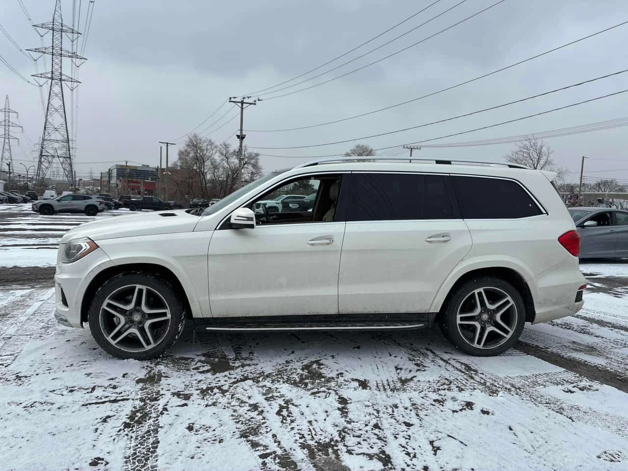 Mercedes-Benz GL 350 * BlueTEC * CARFAX * 360 КАМЕРИ * 7 МЕСТА * , снимка 3 - Автомобили и джипове - 53907315