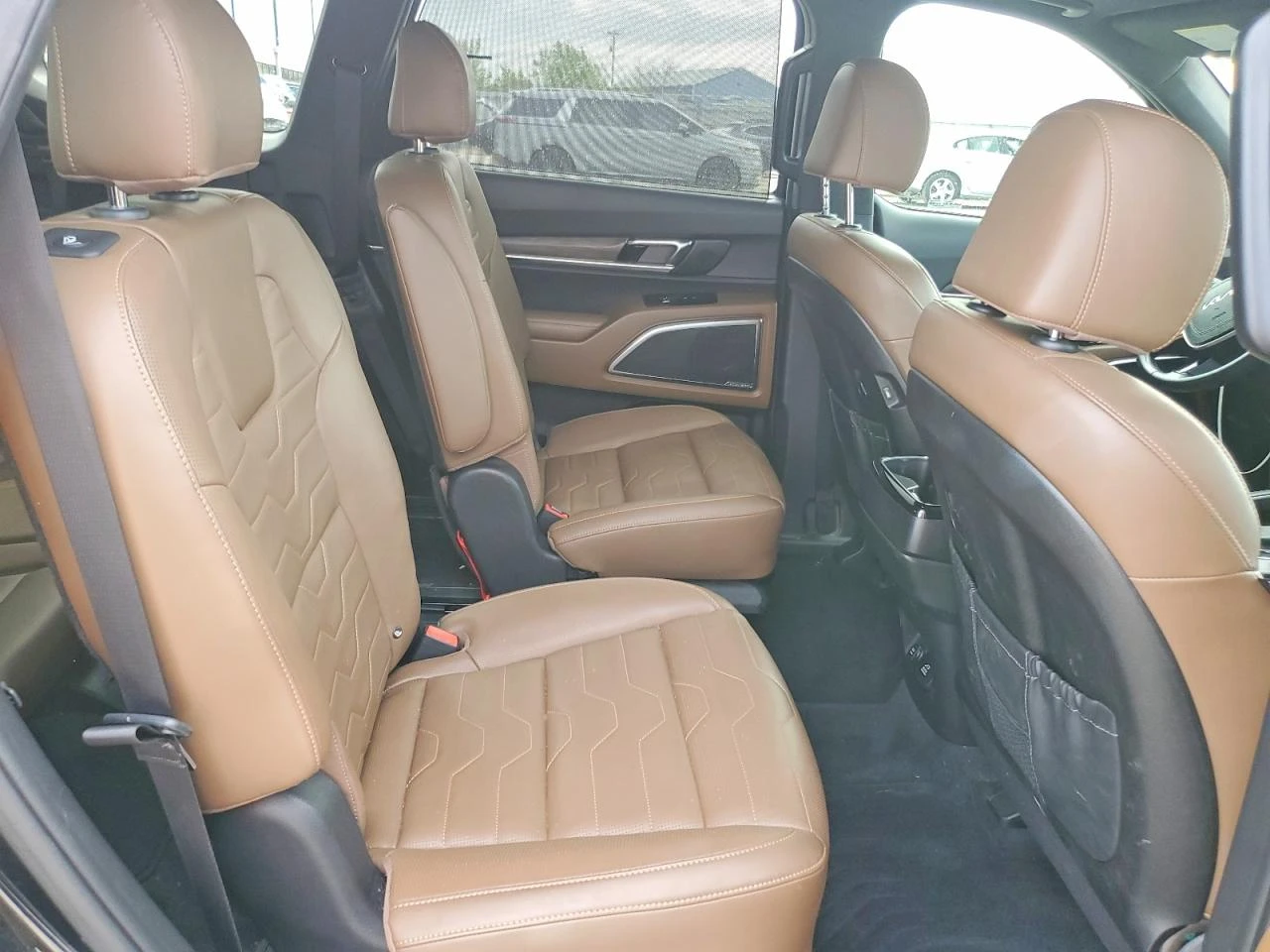 Kia Telluride 3.8l Sx, снимка 11 - Автомобили и джипове - 54429418