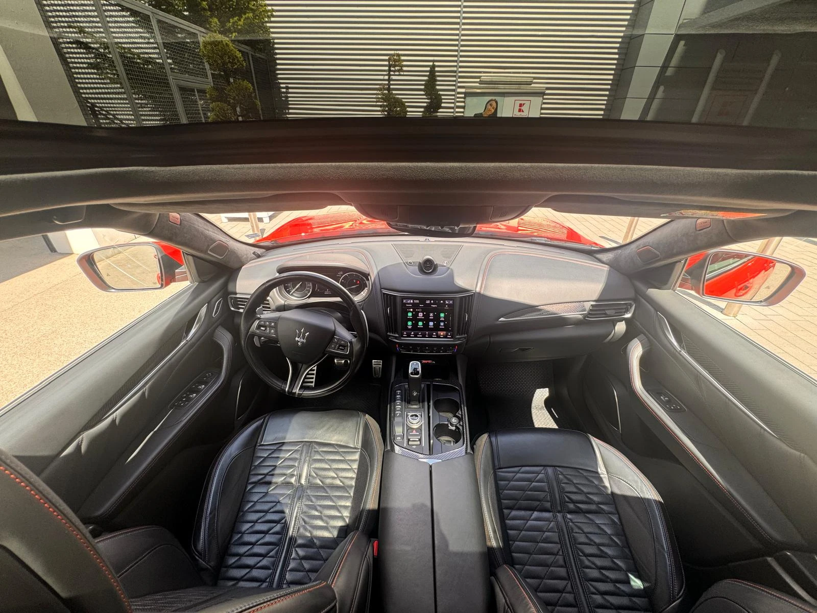 Maserati Levante FTributo , снимка 13 - Автомобили и джипове - 54700639