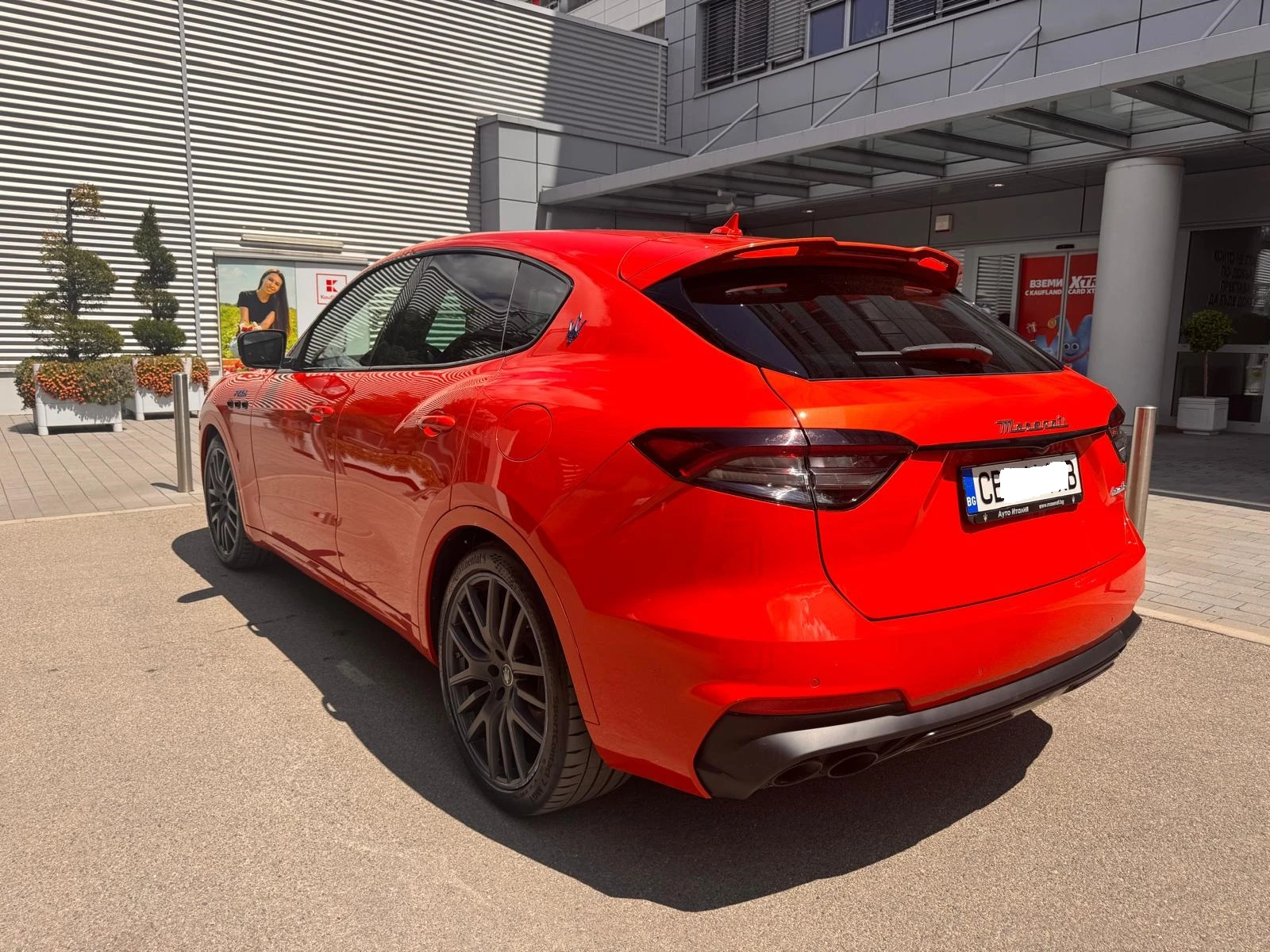 Maserati Levante FTributo , снимка 7 - Автомобили и джипове - 54700639