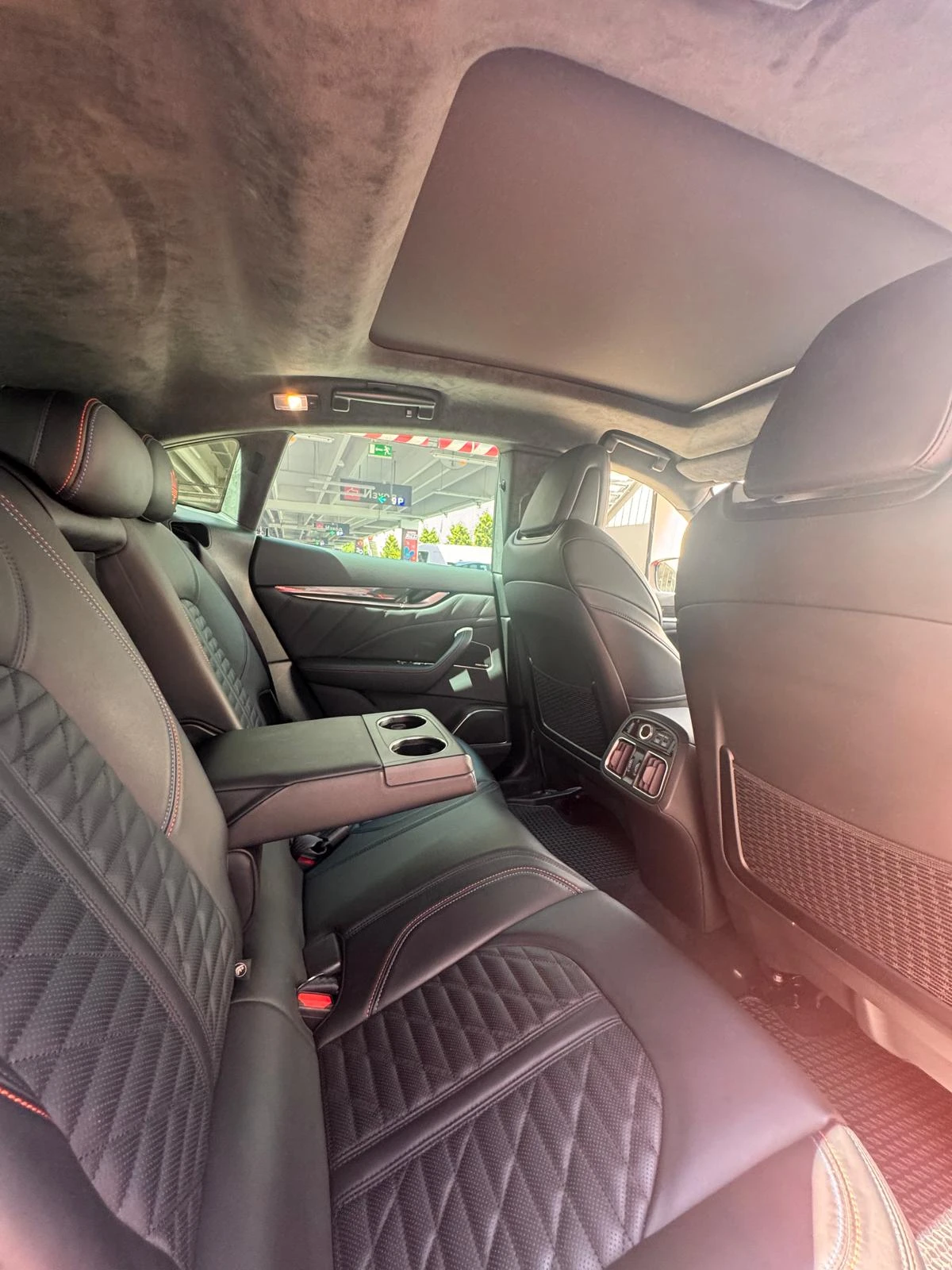 Maserati Levante FTributo , снимка 9 - Автомобили и джипове - 54700639