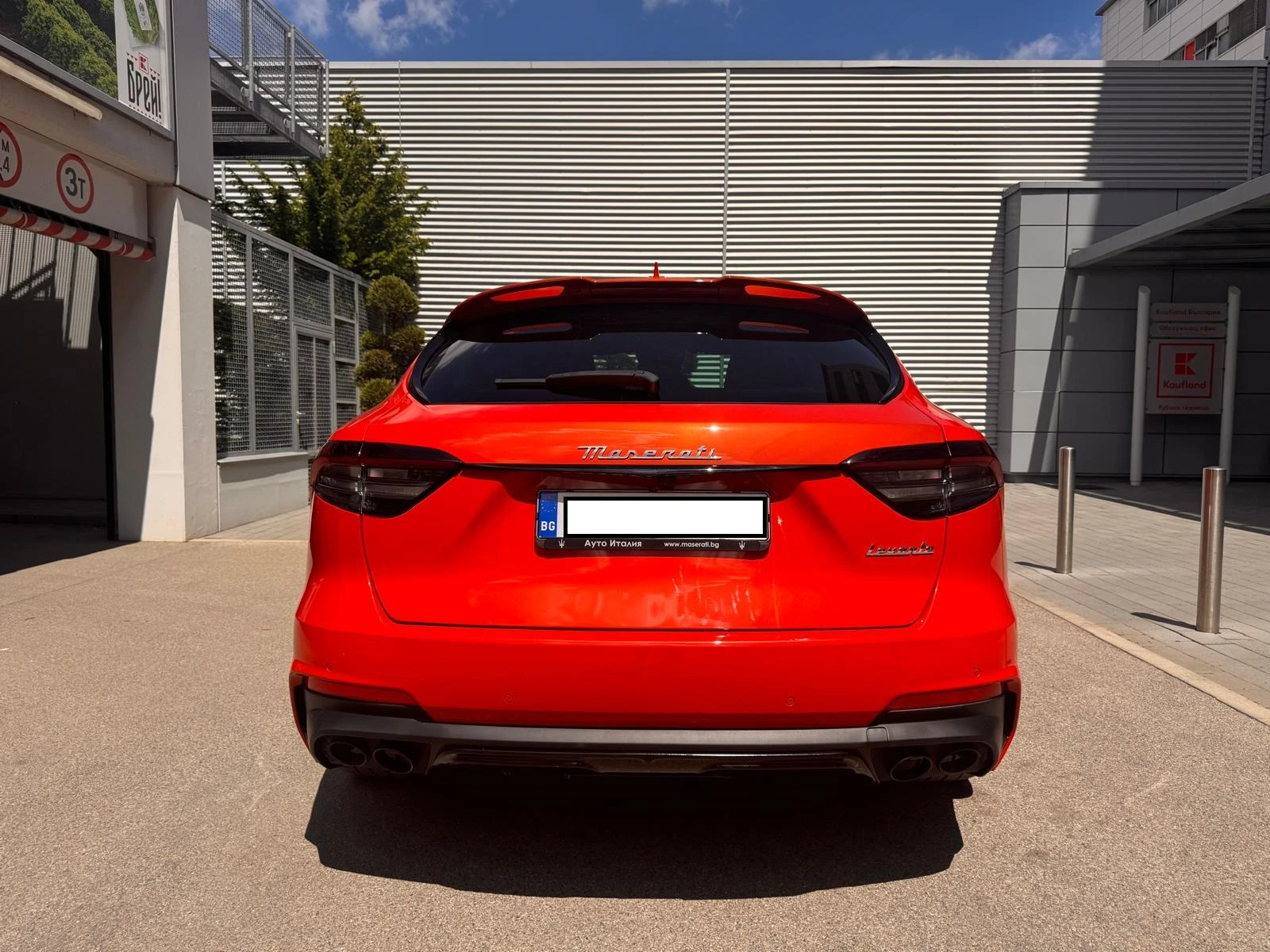 Maserati Levante FTributo , снимка 8 - Автомобили и джипове - 54700639