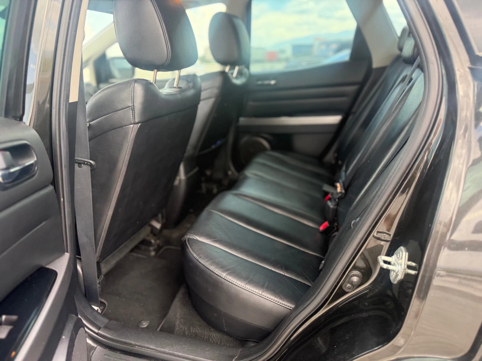 Mazda CX-7 2.2 D 173 KS ОБСЛУЖЕНА , РЕГИСТРАНА, снимка 13 - Автомобили и джипове - 54712563