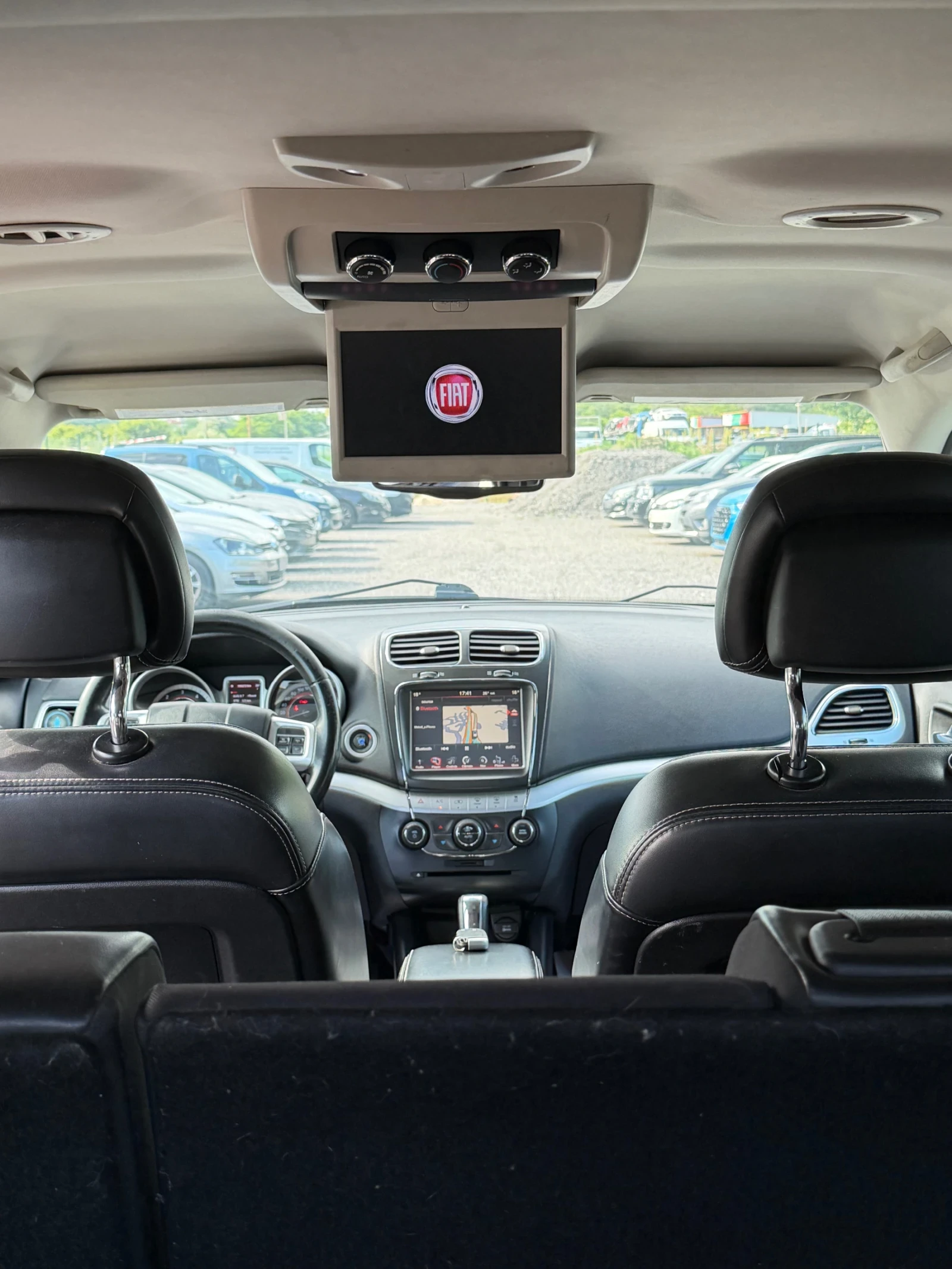 Fiat Freemont 2.0 CRDi | 4x4 | 6+ 1 | Сензори | Подгреви , снимка 13 - Автомобили и джипове - 54812518