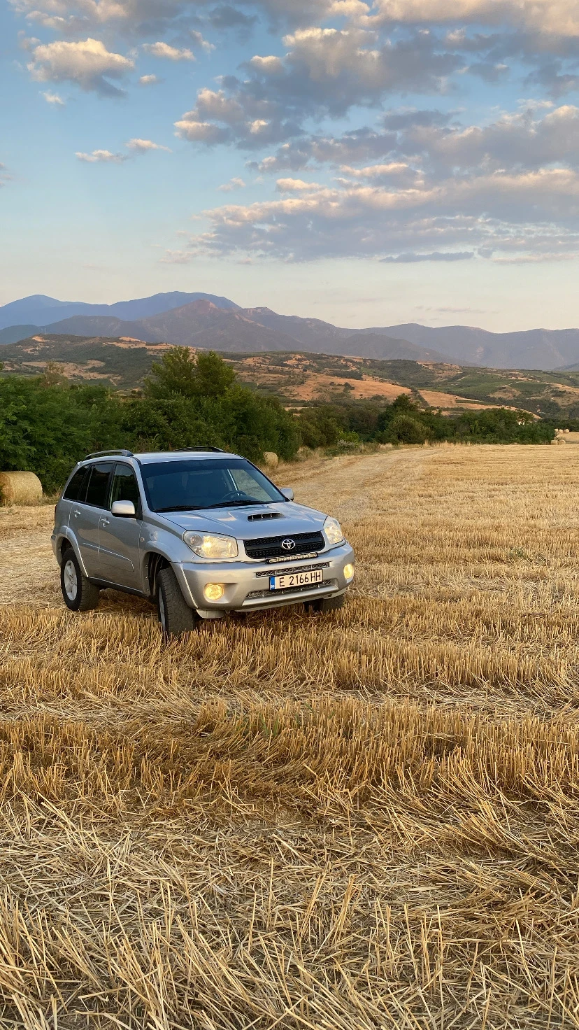 Toyota Rav4, снимка 2 - Автомобили и джипове - 54953677