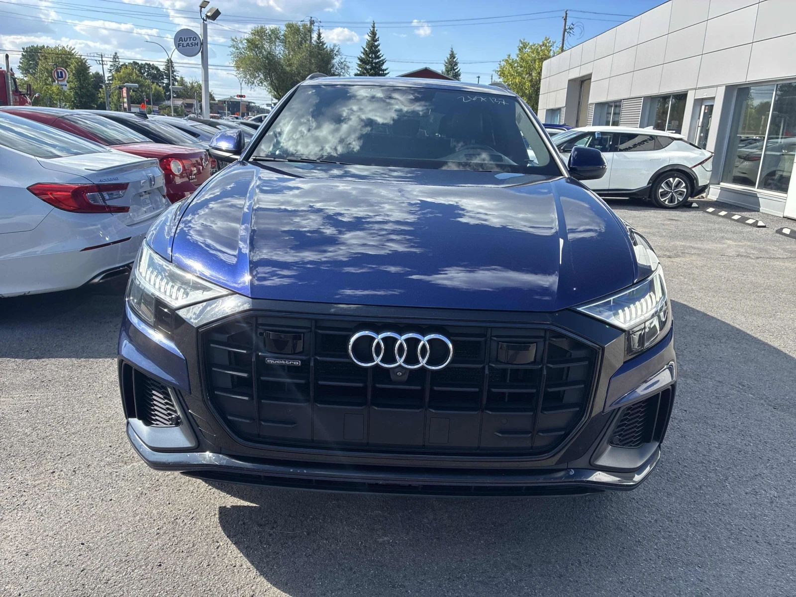 Audi Q8 Technik* Pano* 360* Bang & Olufsen* �����* 2����� | Mobile.bg � ����������� 2