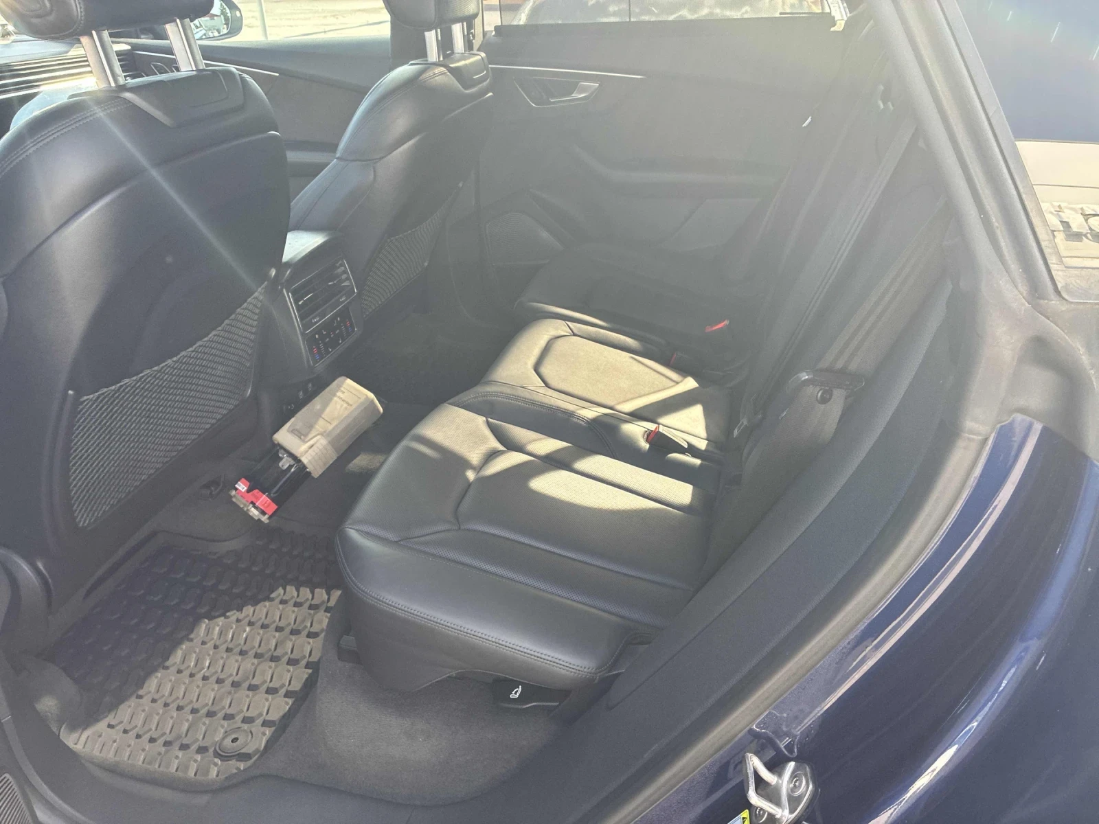 Audi Q8 Technik* Pano* 360* Bang & Olufsen* �����* 2����� | Mobile.bg � ����������� 10
