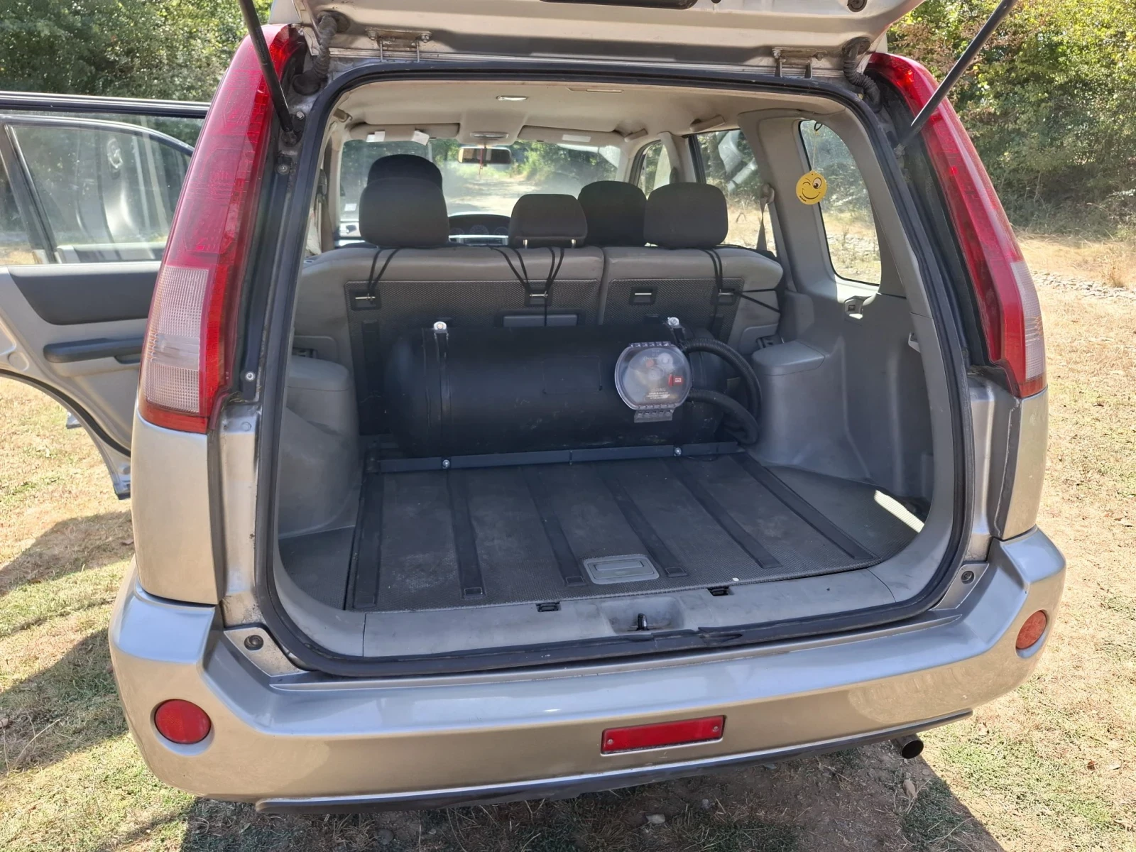 Nissan X-trail 2.5 бензин , снимка 9 - Автомобили и джипове - 55886395