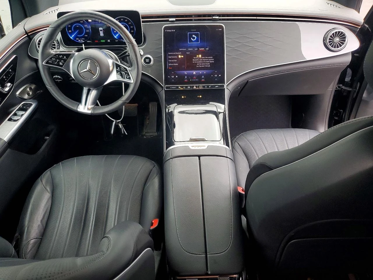 Mercedes-Benz EQE 350* 4MATIC* DISTRONIC* ПОДГРЕВ* ОБДУХ* 360* , снимка 7 - Автомобили и джипове - 56182543