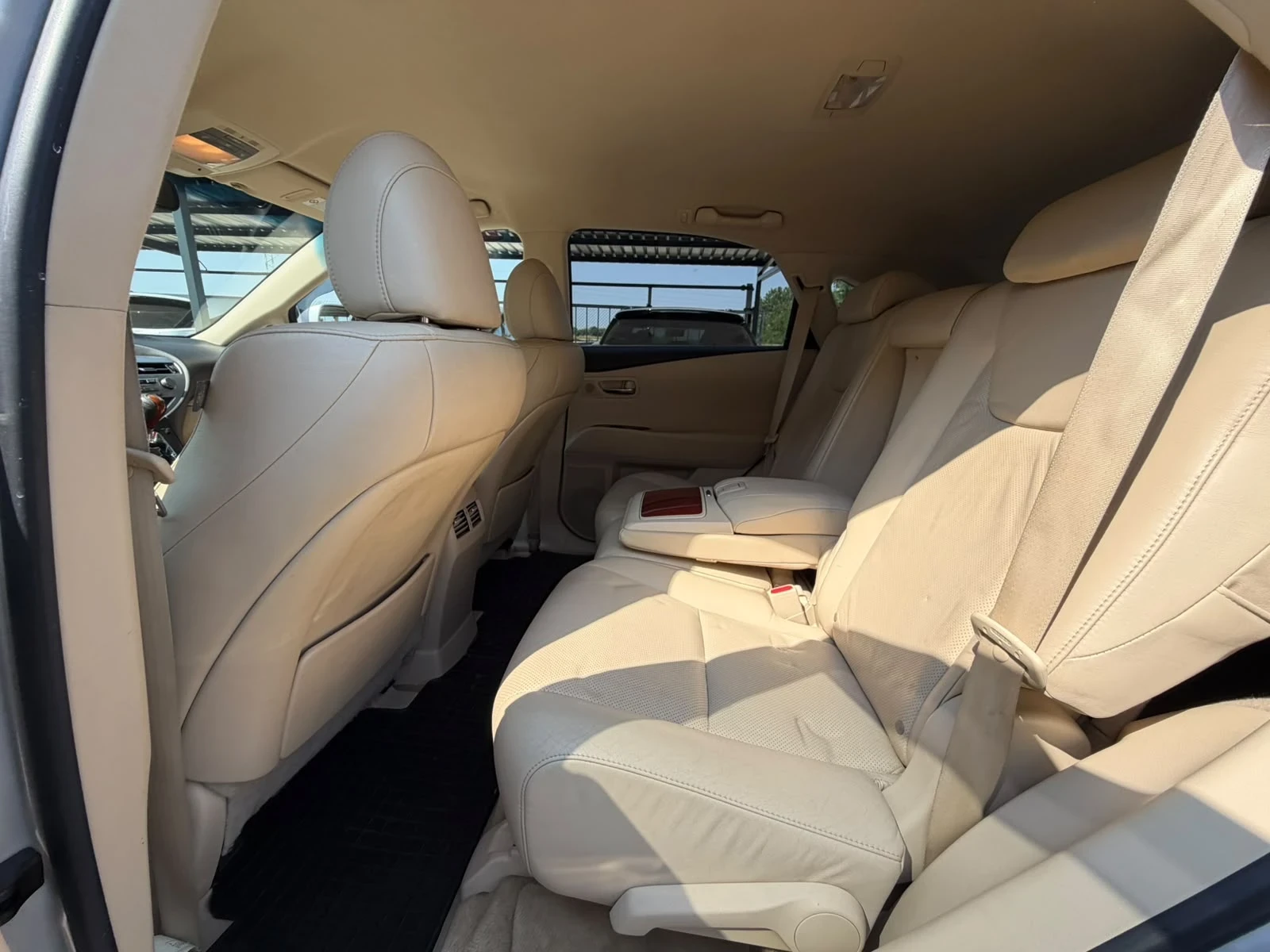Lexus RX 450h /Luxury/Батерия в гаранция , снимка 15 - Автомобили и джипове - 56245885