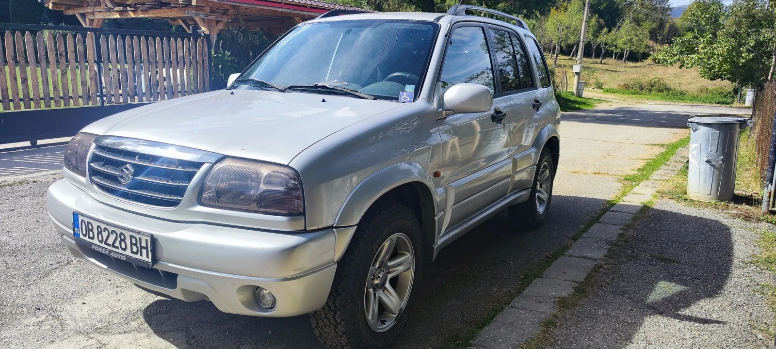 Suzuki Grand vitara 2.0 , снимка 6 - Автомобили и джипове - 56326452