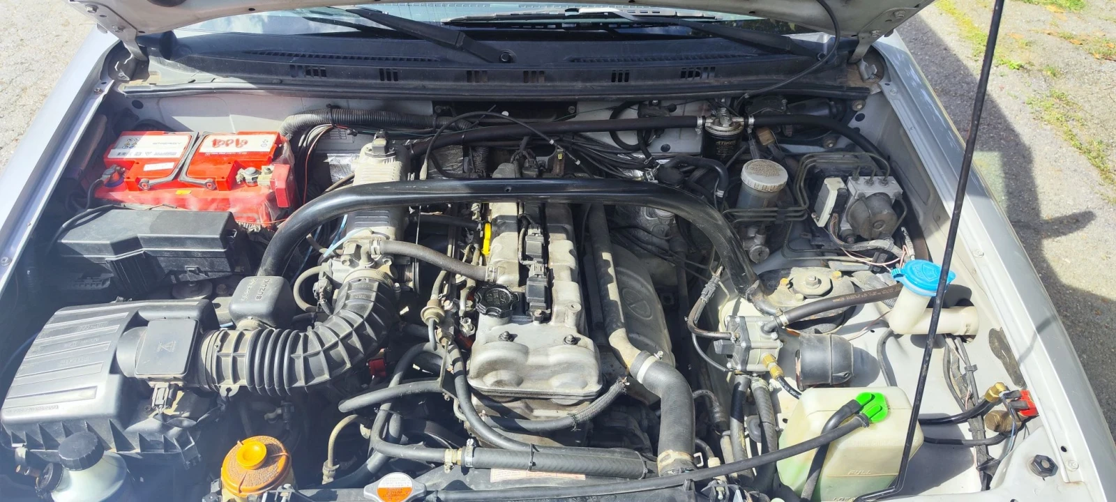 Suzuki Grand vitara 2.0 , снимка 8 - Автомобили и джипове - 56326452