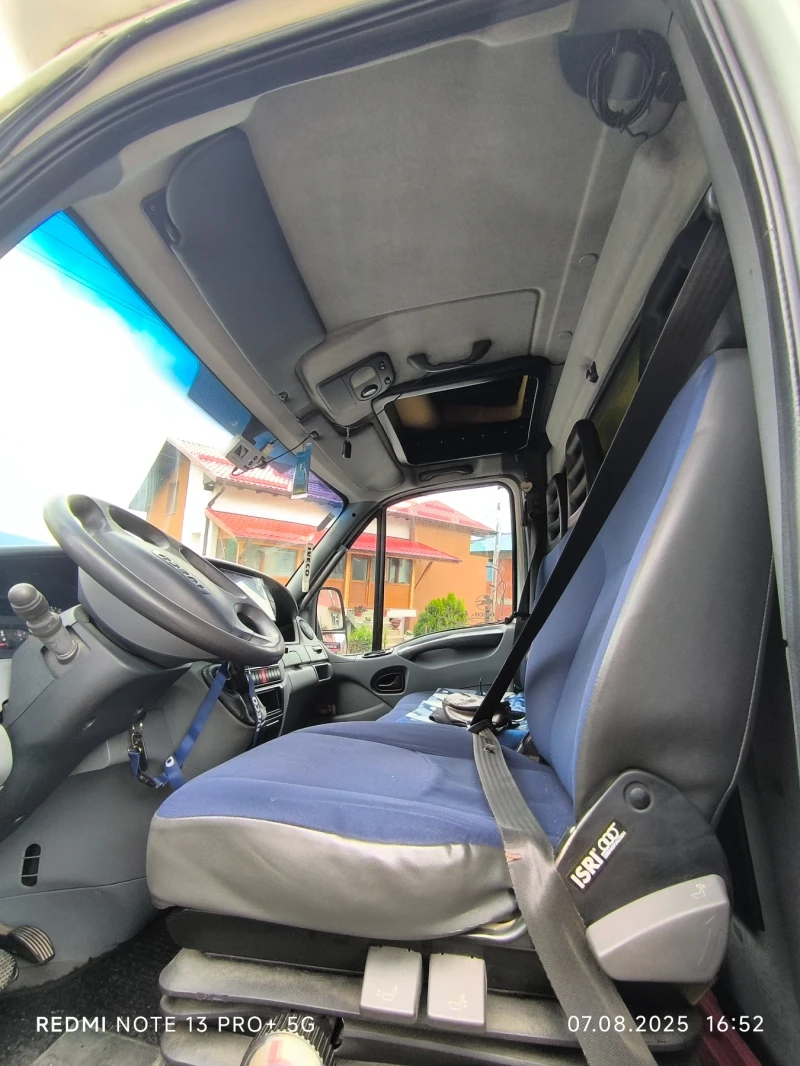 Iveco Daily 3.0hpi 180 климатик печка, снимка 6 - Бусове и автобуси - 52418209