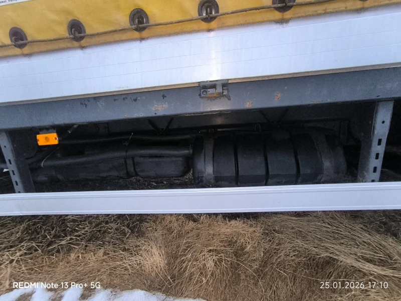 Iveco Daily 3.0hpi 180 климатик печка, снимка 11 - Бусове и автобуси - 52933269