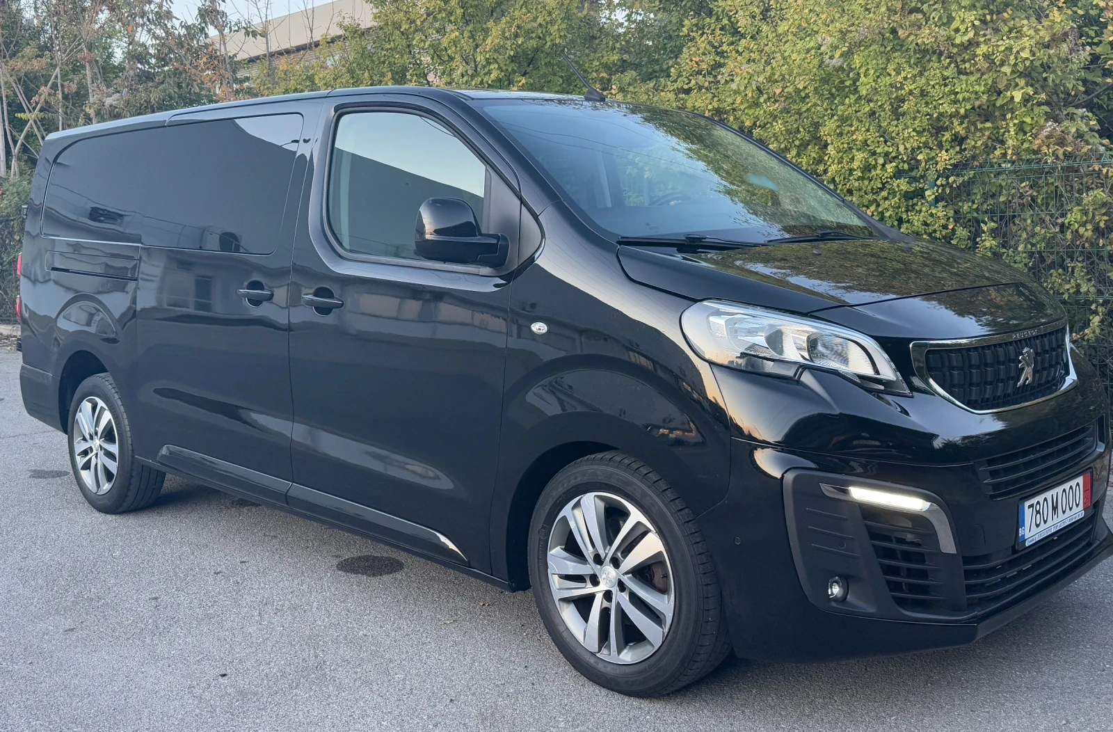 Peugeot Traveller Premium Pack/2.0 BlueHDI 180 p.s./ Long - изображение 7