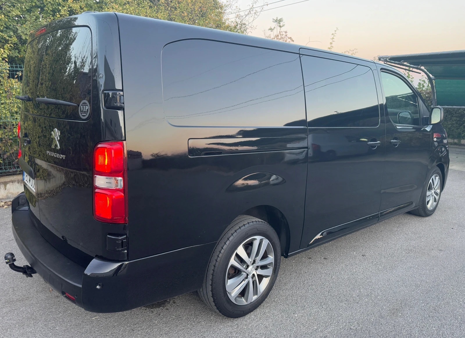 Peugeot Traveller Premium Pack/2.0 BlueHDI 180 p.s./ Long - изображение 5