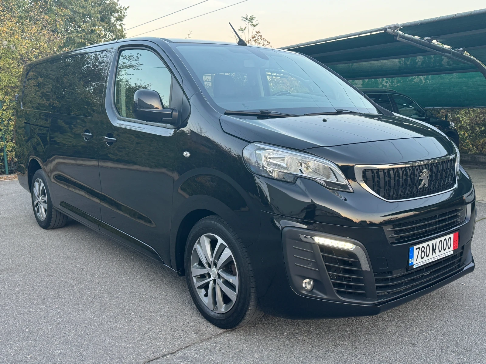 Peugeot Traveller Premium Pack/2.0 BlueHDI 180 p.s./ Long - изображение 4