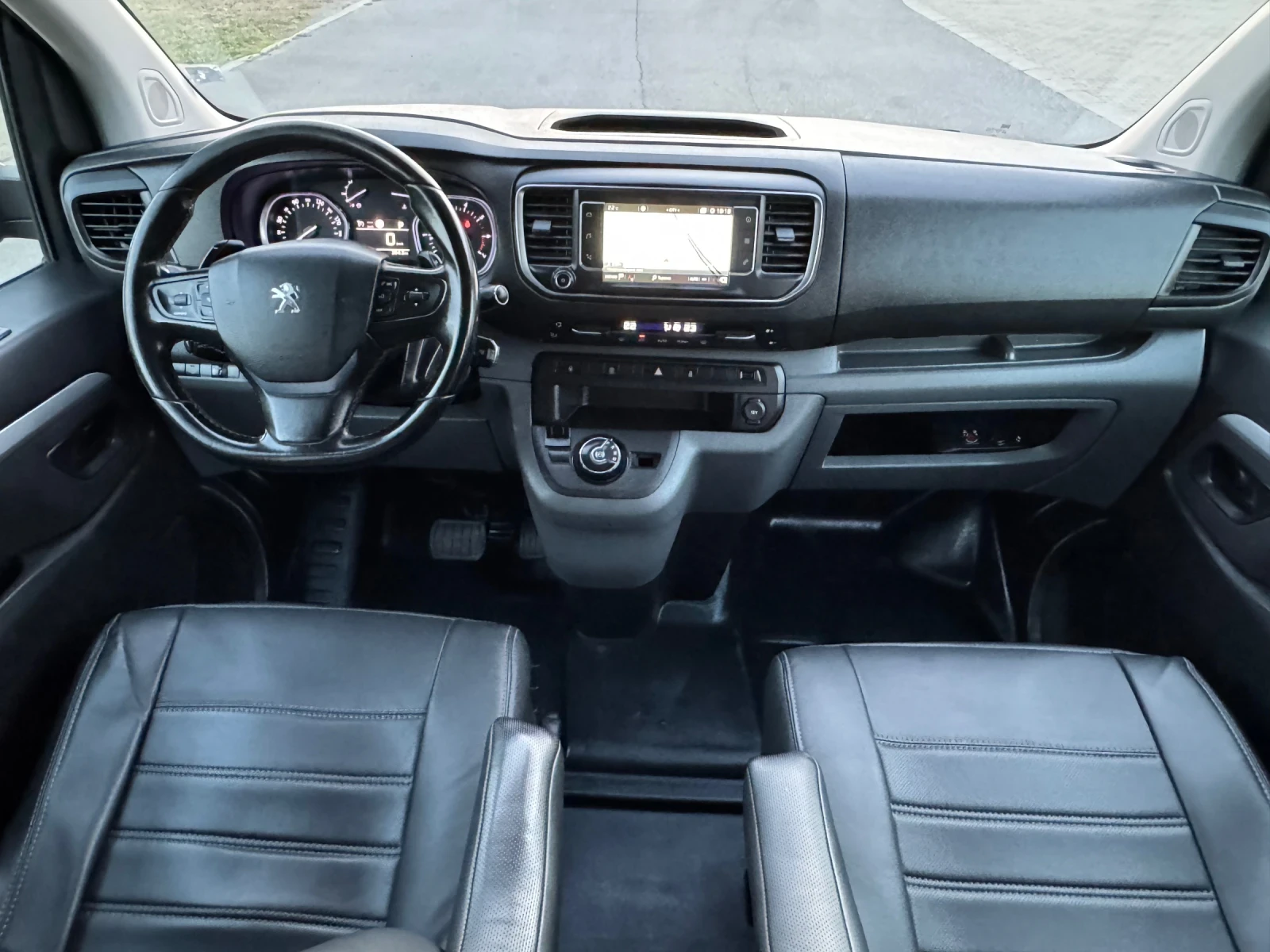 Peugeot Traveller Premium Pack/2.0 BlueHDI 180 p.s./ Long - изображение 9