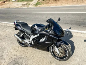 ������ Honda Cbr