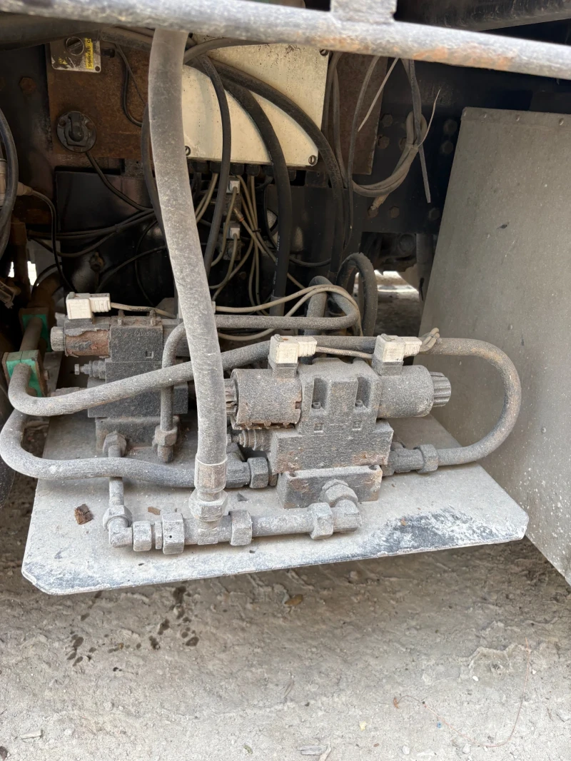 Автокран Друга марка Лебедка, снимка 7 - Индустриална техника - 52312793