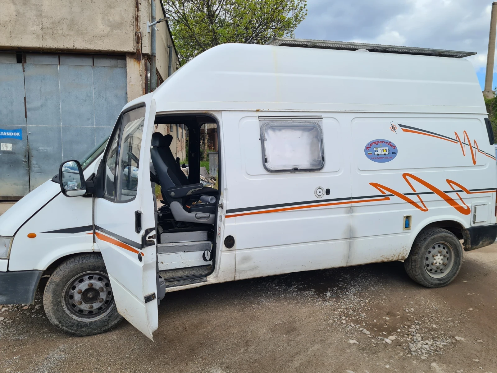 Кемпер Ford, снимка 2 - Каравани и кемпери - 54402497