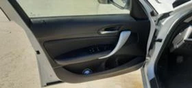 BMW 118 118XD, снимка 9