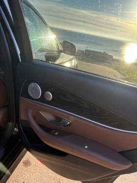 Mercedes-Benz E 220, снимка 8