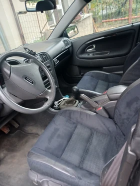 Volvo V40, снимка 9