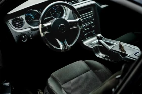 Обява за продажба на Ford Mustang 3.7  ~24 999 лв. - изображение 4