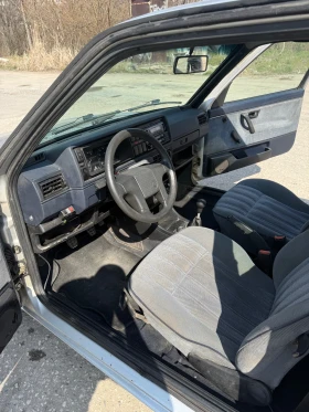 VW Golf 1.6 - 2700 € / 5280.74 лв. - 40010570 10