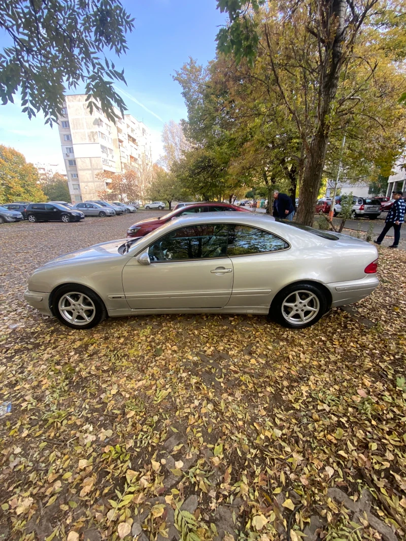 Mercedes-Benz CLK Avantgarde Facelift 2.0 163, снимка 3 - Автомобили и джипове - 47662078