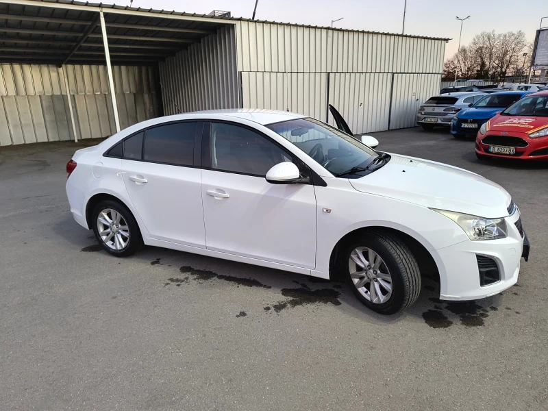 Chevrolet Cruze, снимка 8 - Автомобили и джипове - 48382828