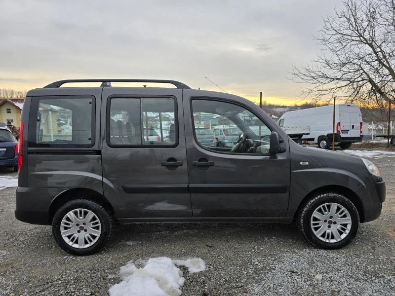 Fiat Doblo 1.3 M-JET 85 К.С. ПЪТНИК / КЛИМА , снимка 6 - Автомобили и джипове - 48539064