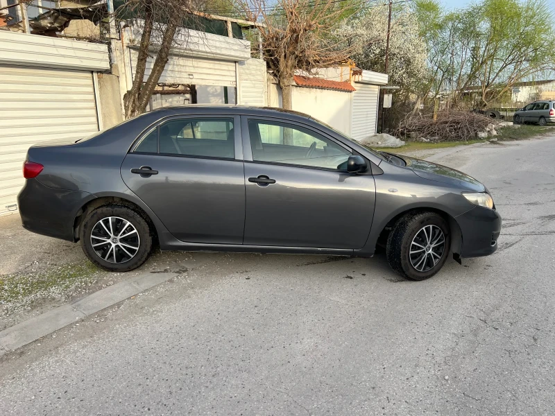 Toyota Corolla 1.4 D4D, снимка 9 - Автомобили и джипове - 49507995