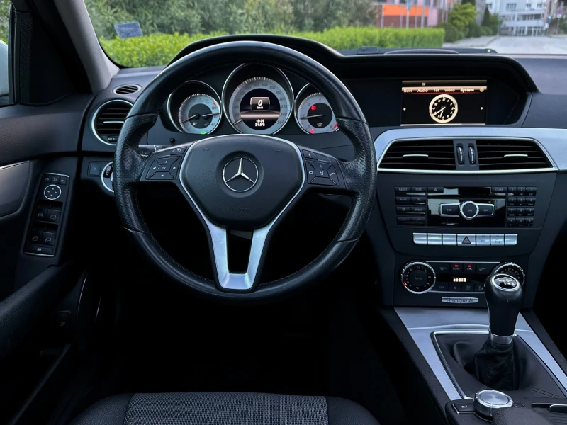 Mercedes-Benz C 220 CDI FULL AMG LINE FACELIFT LED PANO NAVI , снимка 9 - Автомобили и джипове - 50089868