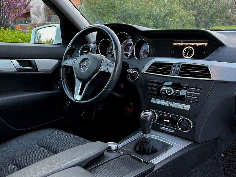 Mercedes-Benz C 220 CDI FULL AMG LINE FACELIFT LED PANO NAVI , снимка 7 - Автомобили и джипове - 50089868