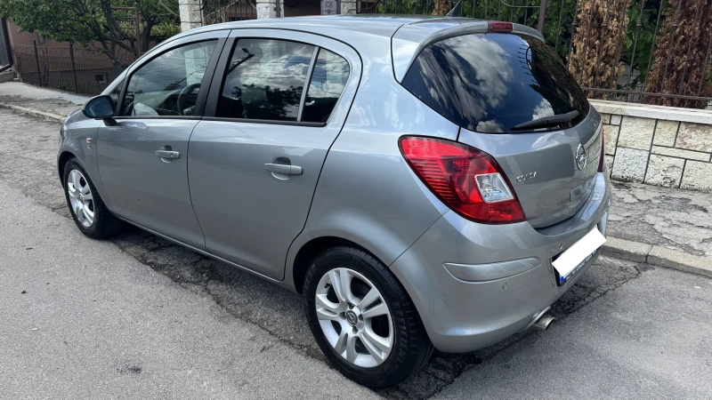 Opel Corsa 1.4 ГАЗ, снимка 4 - Автомобили и джипове - 52269117