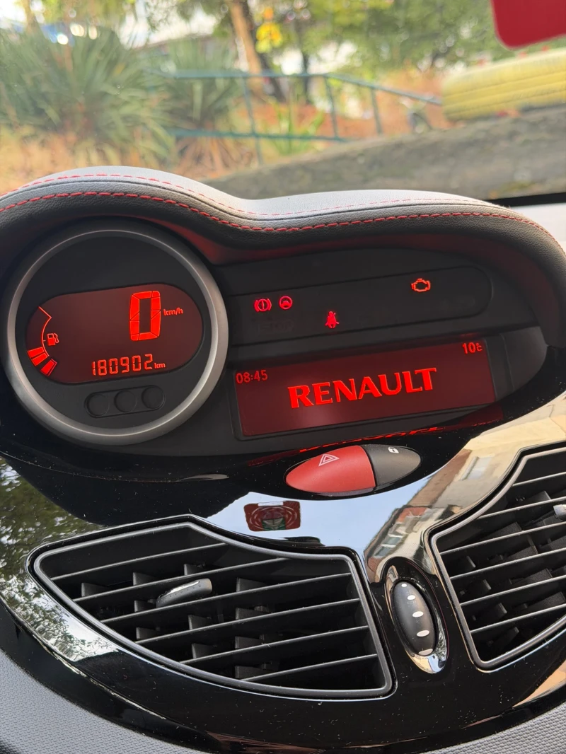 Renault Twingo 1.2, снимка 9 - Автомобили и джипове - 51937514