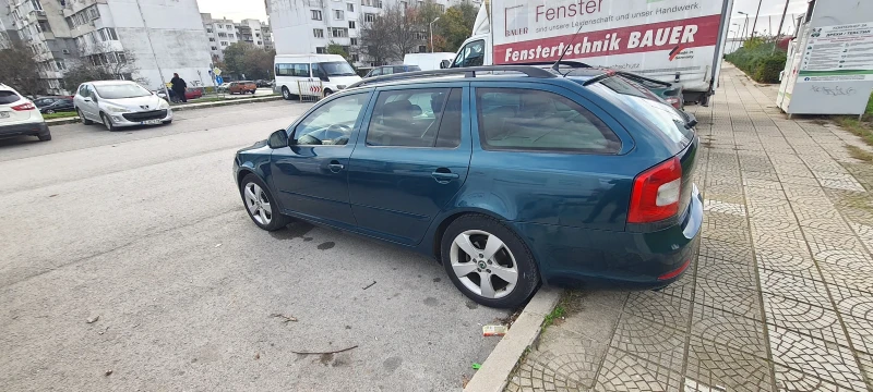 Skoda Octavia 1.8 , снимка 2 - Автомобили и джипове - 52394555