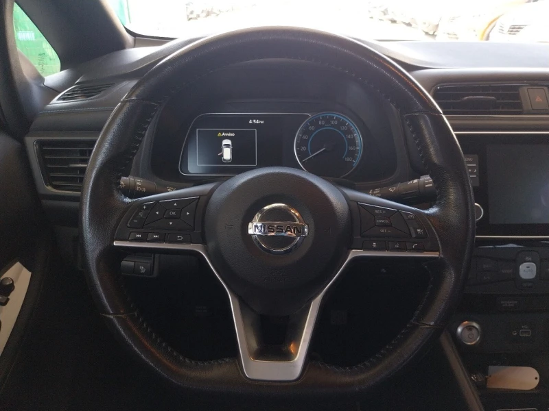 Nissan Leaf , снимка 6 - Автомобили и джипове - 52643235