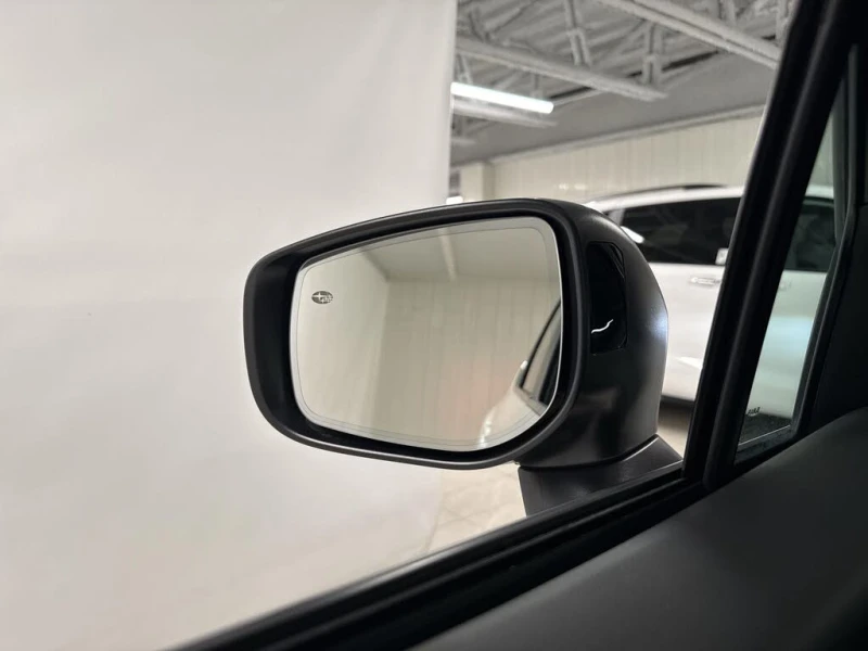 Subaru Ascent 2023 Subaru Ascent Limited AWD with Captains Chair, снимка 8 - Автомобили и джипове - 52855790